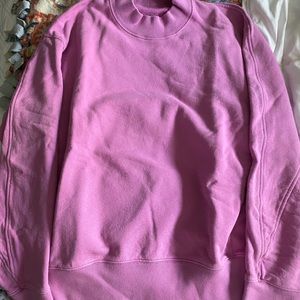 Uniqlo sweater shirt